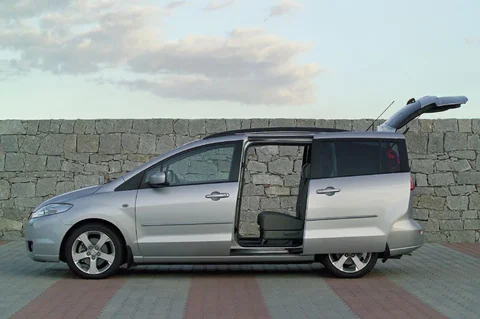 Mazda 5 2.0 CiTD HP Executive 2006 view 8