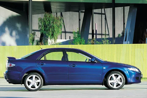 Mazda 6 2.3 S-VT Active 2002 view 3