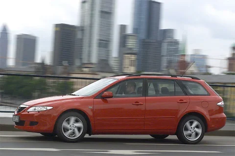 Mazda 6 SportBreak 2.3 S-VT Active 2002 view 3