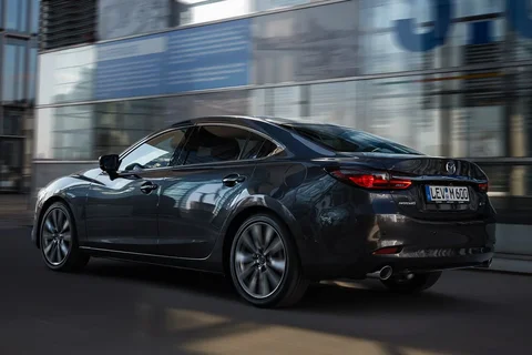 Mazda 6 SkyActiv-D 2.2 150 2019 view 2