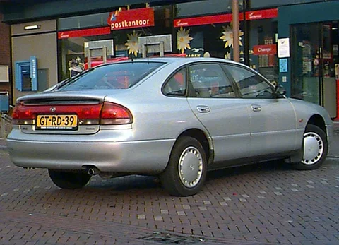 Mazda 626 2.0i LX 1991 view 2