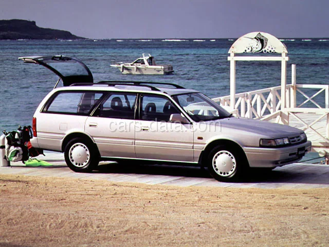 Mazda 626 Wagon 2.0i LX 1992 front view