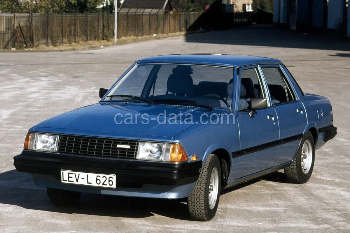 Mazda 626 2.0 DX 1981 front view