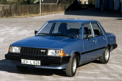Mazda 626 1980 front view