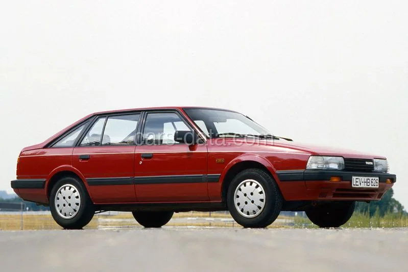 Mazda 626 2.0 GLX 1985 front view