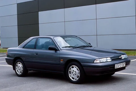 Mazda 626 Coupé 2.0i GLX 1989 view 3