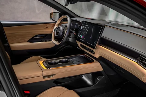 Mazda 6e 245hp 80 kWh Takumi Plus 2025 view 4