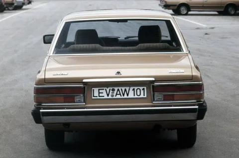 Mazda 929 Legato Sedan 1980 view 2