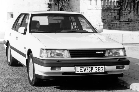 Mazda 929 2.2i GLX 1987 view 2