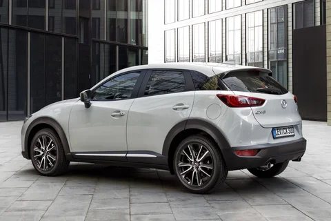 Mazda CX-3 SkyActiv-D 105 GT-M 2015 view 2