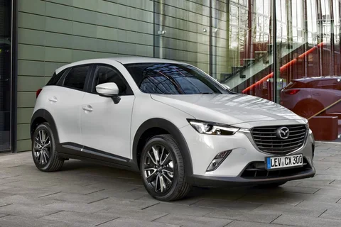 Mazda CX-3 SkyActiv-D 105 GT-M 2015 view 5