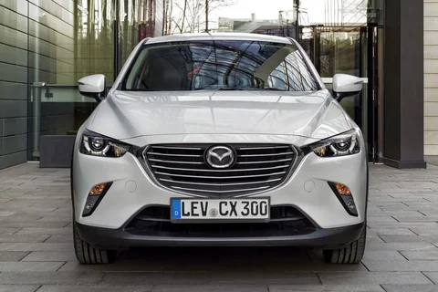 Mazda CX-3 SkyActiv-D 105 GT-M 2015 view 8