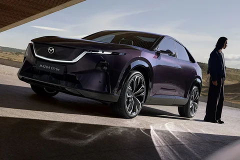 Mazda CX-6e 78 kWh Takumi 2026 view 8