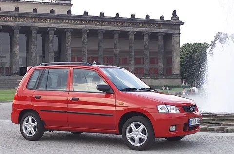 Mazda Demio 1.5 Exclusive 2000 view 5