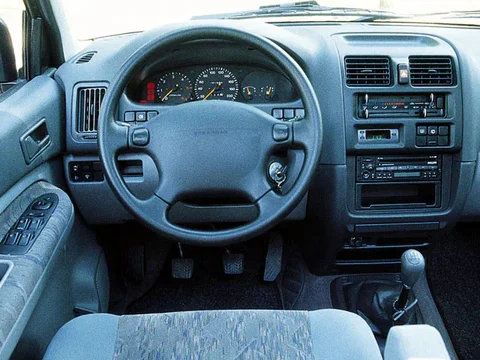 Mazda MPV 3.0i V6 LX 1996 view 3
