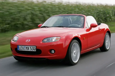 Mazda MX-5 2.0 S-VT Touring 2005 view 6