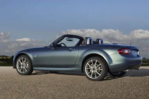 Mazda MX-5 2.0 GT-M 2013 view 9