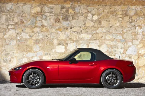 Mazda MX-5 SkyActiv-G 184 TS 2018 view 9