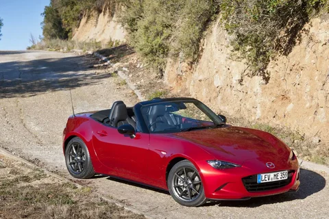 Mazda MX-5 SkyActiv-G 184 TS 2018 view 10