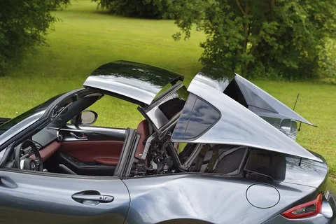 Mazda MX-5 RF SkyActiv-G 184 TS 2018 view 1