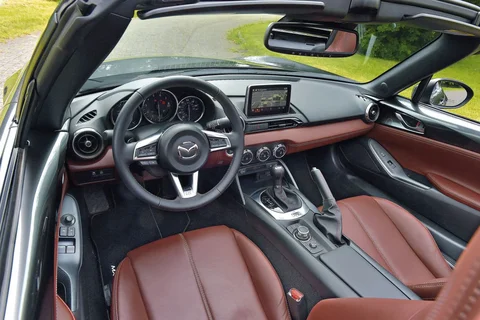Mazda MX-5 RF SkyActiv-G 184 TS 2018 view 4