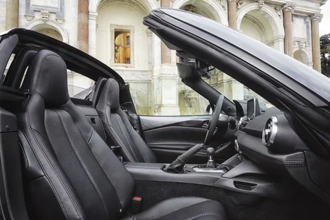 Mazda MX-5 RF SkyActiv-G 184 TS 2018 view 9