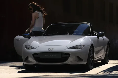 Mazda MX-5 SkyActiv-G 132 Prime-Line 2024 view 12