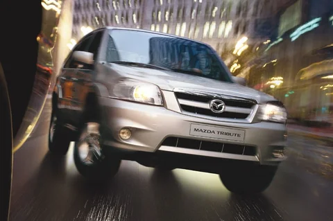 Mazda Tribute 2.3 4WD Touring 2004 view 3