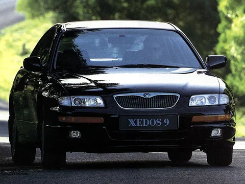 Mazda Xedos 9 2.0i V6 1993 view 2