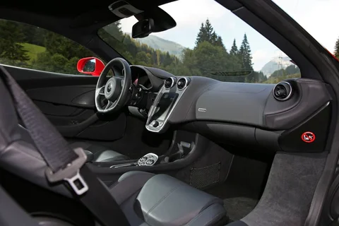 McLaren 540C 540C 2015 view 11