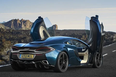 McLaren 570GT 570GT 2016 view 4