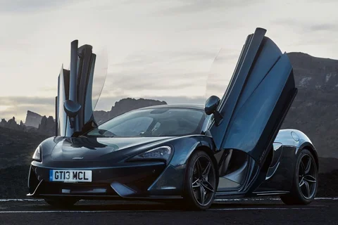 McLaren 570GT 570GT 2016 view 7