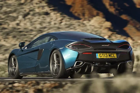 McLaren 570GT 570GT 2016 view 9