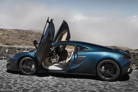 McLaren 570GT 570GT 2016 view 10