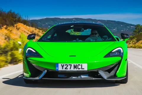 McLaren 600LT 600LT 2018 view 10