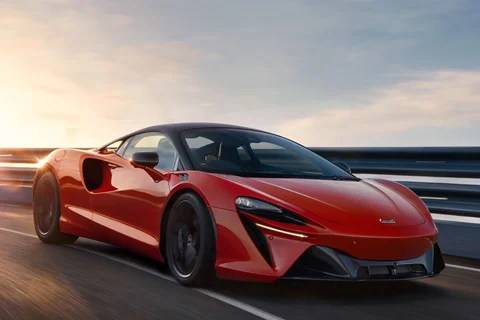 McLaren Artura Artura 2022 view 1