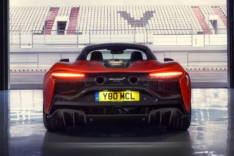 McLaren Artura Artura 2022 view 9