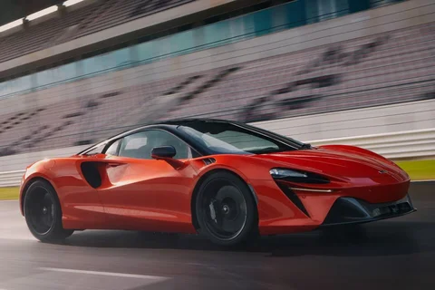 McLaren Artura Artura 2022 view 12