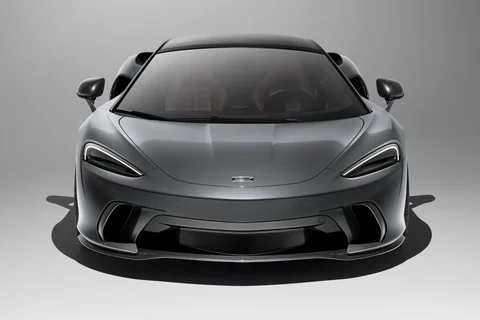 McLaren GTS 2025 купе изглед 6