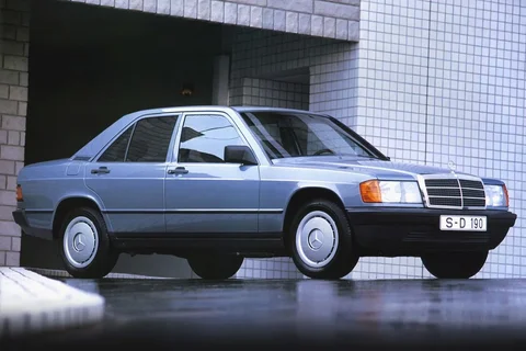 Mercedes-Benz Σειρά 190 190 E 1983 view 3