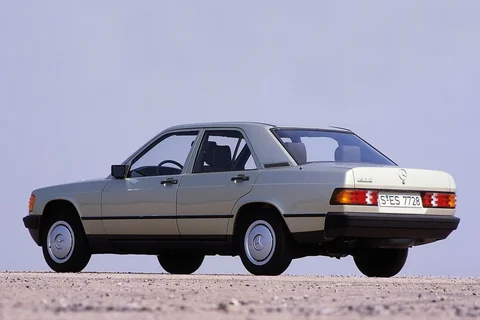 Mercedes-Benz Σειρά 190 190 E 1983 view 4