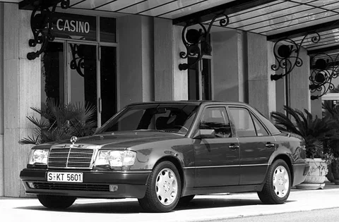 Mercedes-Benz Σειρά 200 230 E 1989 view 2