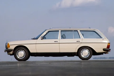 Mercedes-Benz Σειρά 200 280 TE 1980 view 2