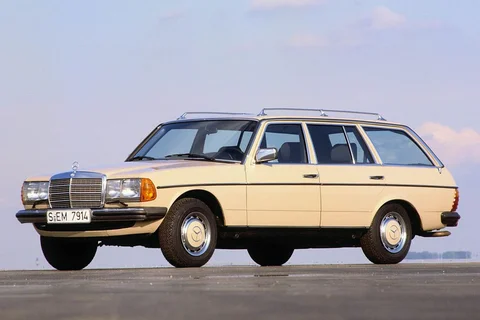 Mercedes-Benz Σειρά 200 280 TE 1980 view 3