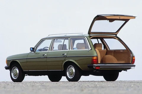 Mercedes-Benz Σειρά 200 280 TE 1980 view 4