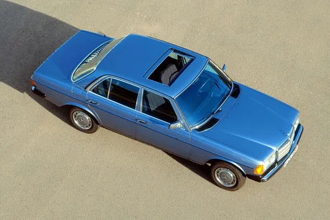 Mercedes-Benz Σειρά 200 280 E 1975 view 5