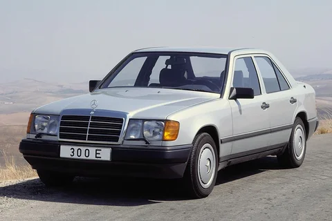 Mercedes-Benz Σειρά 200 200 E 1988 view 2