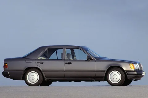 Mercedes-Benz Σειρά 200 200 E 1988 view 4