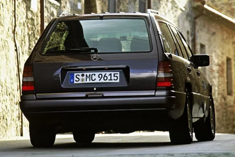 Mercedes-Benz Σειρά 200 300 TE 1989 view 2