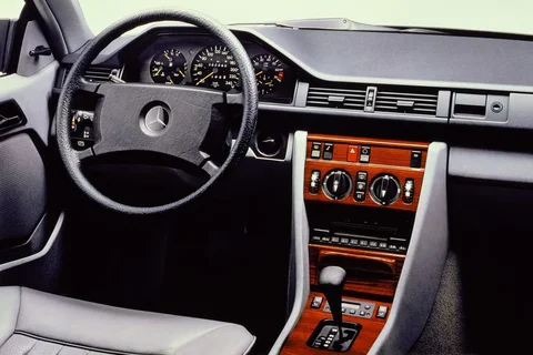 Mercedes-Benz Σειρά 200 200 E 1988 view 7